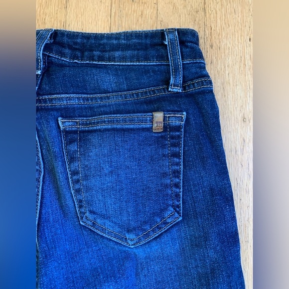 Joe’s jeans cuffed capri - Picture 6 of 12